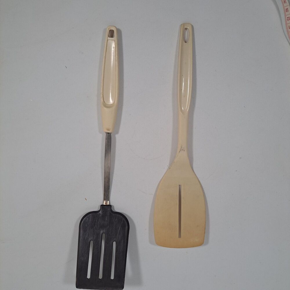 VTG Nylon Plastic Brown Almond Foley Slotted Spatula Flipper Turner Lot 2